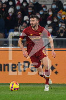 2021-12-22 - Bryan Cristante (AS Roma)  during the  Italian Football Championship League A 2021/2022 match between AS Roma vs UC Sampdoria at the Olimpic Stadium in Rome  on 22 December 2021. - AS ROMA VS UC SAMPDORIA - ITALIAN SERIE A - SOCCER