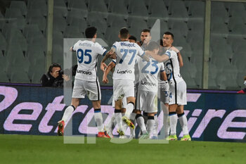 2021-09-21 - Dzeko Edin (Inter) celebrates after scoring a gol 1-2 - ACF FIORENTINA VS INTER - FC INTERNAZIONALE - ITALIAN SERIE A - SOCCER