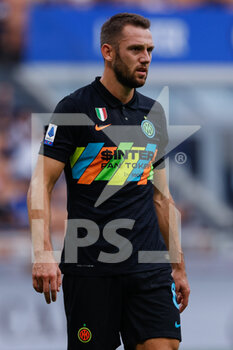 2021-09-18 - Stefan De Vrij (FC Internazionale) - INTER - FC INTERNAZIONALE VS BOLOGNA FC - ITALIAN SERIE A - SOCCER