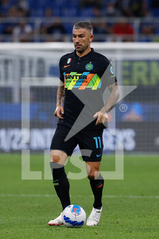 2021-09-18 - Aleksandar Kolarov (FC Internazionale) in action - INTER - FC INTERNAZIONALE VS BOLOGNA FC - ITALIAN SERIE A - SOCCER