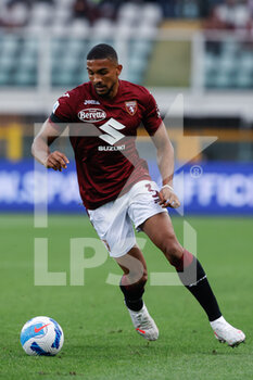 2021-09-23 - Gleison Bremer (Torino FC) in action - TORINO FC VS SS LAZIO - ITALIAN SERIE A - SOCCER