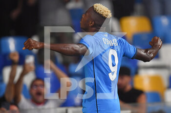 2021-09-26 - Napoli's forward Victor Osimhen celebrates after scoring the 1-0 goal  - SSC NAPOLI VS CAGLIARI CALCIO - ITALIAN SERIE A - SOCCER