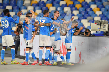 2021-09-26 - Napoli's forward Lorenzo Insigne celebrates with teammates after scoring the 2-0 goal  - SSC NAPOLI VS CAGLIARI CALCIO - ITALIAN SERIE A - SOCCER