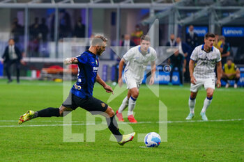 2021-09-25 - Federico Dimarco (Fc Internazionale) miss penalty during the Italian championship Serie A football match between FC Internazionale and Atalanta Bergame on September 25, 2021 at Giuseppe Meazza stadium in Milan, Italy - FC INTERNAZIONALE VS ATALANTA BC - ITALIAN SERIE A - SOCCER