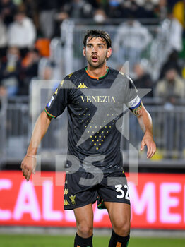 2021-10-18 - Venezia's Pietro Ceccaroni portrait - VENEZIA FC VS ACF FIORENTINA - ITALIAN SERIE A - SOCCER