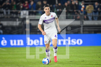 2021-10-18 - Fiorentina's Nikola Milenkovic portrait in action - VENEZIA FC VS ACF FIORENTINA - ITALIAN SERIE A - SOCCER