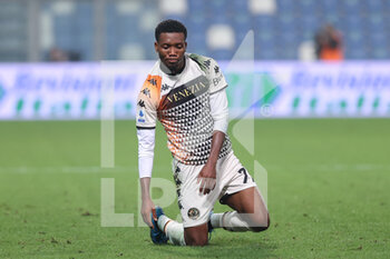 2021-10-23 - David Okereke (Venezia FC) disappointed on the ground - US SASSUOLO VS VENEZIA FC - ITALIAN SERIE A - SOCCER