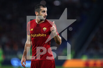 2021-10-24 - Henrikh Mkhitaryan of Roma reacts during the Italian championship Serie A football match between AS Roma and SSC Napoli on October 24, 2021 at Stadio Olimpico in Rome, Italy - AS ROMA VS SSC NAPOLI - ITALIAN SERIE A - SOCCER