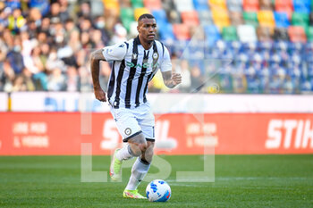 2021-10-17 - Walace Souza Silva (Udinese) portrait in action - UDINESE CALCIO VS BOLOGNA FC - ITALIAN SERIE A - SOCCER