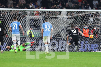 2021-11-20 - Leonardo Bonucci of Juventus scores 0-2 goal by penalty during the Italian championship Serie A football match between SS Lazio and Juventus FC on November 20, 2021 at Stadio Olimpico in Rome, Italy - SS LAZIO VS JUVENTUS FC - ITALIAN SERIE A - SOCCER