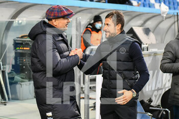 2021-12-22 - Alessio Dionisi (Sassuolo trainer) greets Sinisa Mihajlovic (Bologna Fc trainer) before the match - US SASSUOLO VS BOLOGNA FC - ITALIAN SERIE A - SOCCER