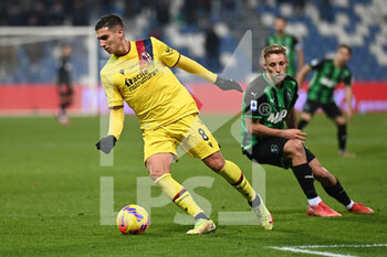 2021-12-22 - Nicolas Dominguez (Bologna Fc) in action - US SASSUOLO VS BOLOGNA FC - ITALIAN SERIE A - SOCCER