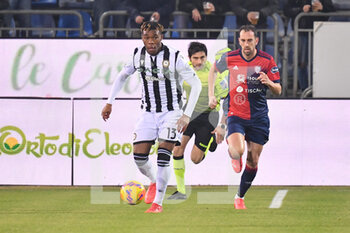 2021-12-18 - Destiny Udogie of Udinese Calcio - CAGLIARI CALCIO VS UDINESE CALCIO - ITALIAN SERIE A - SOCCER