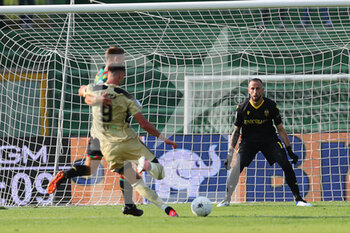 2021-09-11 - il tiro di Lucca Lorenzo che porta il gol (Pisa) - TERNANA CALCIO VS AC PISA - ITALIAN SERIE B - SOCCER