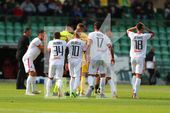 2021-10-23 - the Vicenza players opposed by the referees' decisions - TERNANA CALCIO VS LR VICENZA - ITALIAN SERIE B - SOCCER