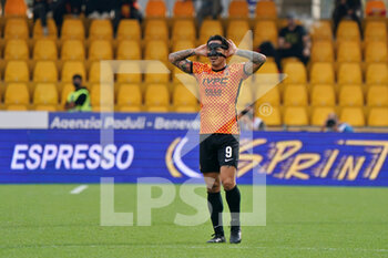 2021-10-23 - Gianluca Lapadula (Benevento Calcio) celebrates after scoring a goal of 2-0 - BENEVENTO CALCIO VS COSENZA CALCIO - ITALIAN SERIE B - SOCCER