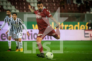 2021-11-30 - Montalto Adriano scores a gol 1-1 - REGGINA 1914 VS ASCOLI CALCIO - ITALIAN SERIE B - SOCCER