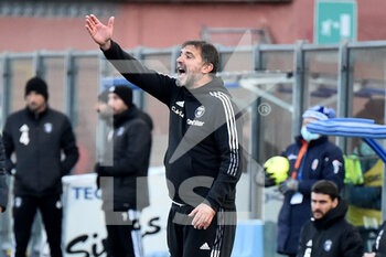 2021-12-04 - Head coach of Pisa Luca D'Angelo - COMO 1907 VS AC PISA - ITALIAN SERIE B - SOCCER