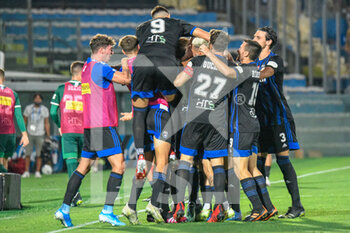 2021-08-22 - exultation of the players Pisa Sporting Club after scored a goal - AC PISA VS SPAL - ITALIAN SERIE B - SOCCER
