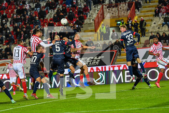 2021-10-27 - Ierardi Mario  (L.R. Vicenza)  scores a goal  1-1 - LR VICENZA VS AC MONZA - ITALIAN SERIE B - SOCCER