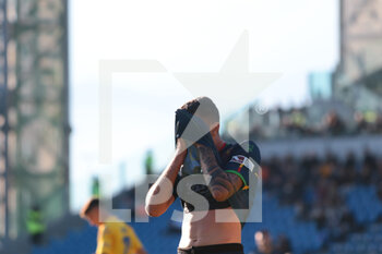 2021-11-20 - US Lecce player gestures during the Italian Serie B 2021/22 football match between Frosinone Calcio and US Lecce at the Benito Stirpe stadium in Frosinone, Italy on 20th November 2021 - FROSINONE CALCIO VS US LECCE - ITALIAN SERIE B - SOCCER