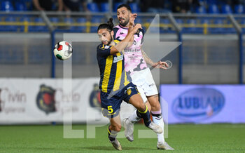 2021-10-04 - Nicholàs Adriàn Schiavi (5) S.S. Juve Stabia e Jacopo Dall'Oglio (11) Palermo FC - JUVE STABIA VS PALERMO - ITALIAN SERIE C - SOCCER