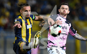 2021-10-04 - Denis Tonucci (6) S.S. Juve Stabia e Luigi Brunori (9) Palermo FC - JUVE STABIA VS PALERMO - ITALIAN SERIE C - SOCCER