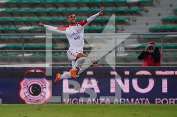 2021-10-20 - Mattia Maita (SSC Bari) esulta  dopo aver segnato il gol del 1-0 - BARI VS FOGGIA - ITALIAN SERIE C - SOCCER