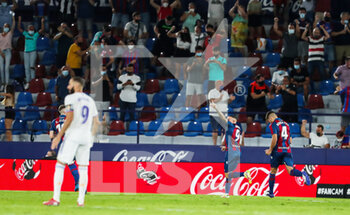 2021-08-22 - Roger Marti of Levante UD celebrates a goal with teammates during the Spanish championship La Liga football match between Levante UD and Real Madrid on August 22, 2021 at Ciutat de Valencia stadium in Valencia, Spain - Photo Ivan Terron / Spain DPPI / DPPI - LEVANTE UD VS REAL MADRID - SPANISH LA LIGA - SOCCER