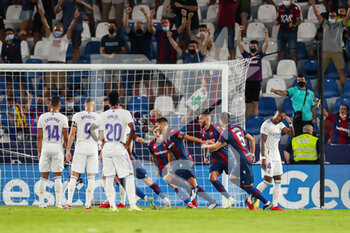 2021-08-22 - Rober Pier of Levante UD celebrates a goal with teammates during the Spanish championship La Liga football match between Levante UD and Real Madrid on August 22, 2021 at Ciutat de Valencia stadium in Valencia, Spain - Photo Ivan Terron / Spain DPPI / DPPI - LEVANTE UD VS REAL MADRID - SPANISH LA LIGA - SOCCER