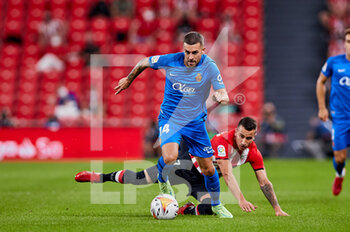 2021-09-11 - Dani Rodriguez of RCD Mallorca in action during the Spanish league, La Liga Santander, football match played between Athletic Club and RCD Mallorca at San Mames stadium on September 11, 2021 in Bilbao, Spain - ATHLETIC CLUB VS RCD MALLORCA - SPANISH LA LIGA - SOCCER
