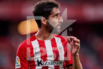 2021-09-11 - Raul Garcia of Athletic Club looks on during the Spanish league, La Liga Santander, football match played between Athletic Club and RCD Mallorca at San Mames stadium on September 11, 2021 in Bilbao, Spain - ATHLETIC CLUB VS RCD MALLORCA - SPANISH LA LIGA - SOCCER