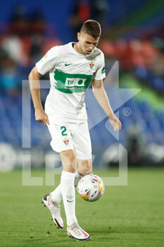 2021-09-13 - Gerard Gumbau of Elche in action during the spanish league, La Liga Santander, football match played between Getafe CF and Elche CF at Coliseo Alfonso Perez stadium on September 13, 2021, in Getafe, Madrid, Spain - GETAFE CF VA ELCHE CF - SPANISH LA LIGA - SOCCER