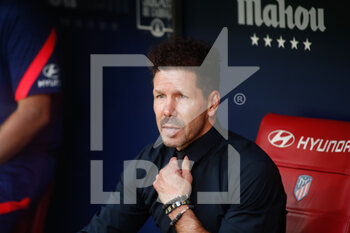 2021-09-18 - Diego Pablo Simeone, coach of Atletico de Madrid, looks on during the spanish league, La Liga Santander, football match played between Atletico de Madrid and Athletic Club at Wanda Metropolitano stadium on September 18, 2021, in Madrid, Spain. - ATLETICO DE MADRID VS ATHLETIC CLUB - SPANISH LA LIGA - SOCCER