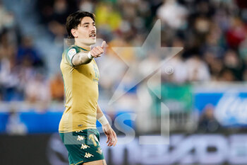 2021-10-18 - Hector Bellerin of Real Betis during the Spanish championship La Liga football match between Deportivo Alaves and Real Betis Balompie on October 18, 2021 at Mendizorrotza in Vitoria, Spain - DEPORTIVO ALAVES VS REAL BETIS BALOMPIE - SPANISH LA LIGA - SOCCER