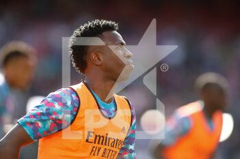 2021-10-24 - Vinicius Junior of Real Madrid warms up during the Spanish championchip La Liga football match between FC Barcelona and Real Madrid on October 24, 2021 at Camp Nou stadium in Barcelona, Spain - FC BARCELONA VS REAL MADRID - SPANISH LA LIGA - SOCCER