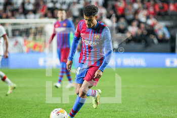 2021-10-27 - Philippe Coutinho of FC Barcelona during the Spanish championship La Liga football match between Rayo Vallecano and FC Barcelona on October 27, 2021 at Vallecas stadium in Madrid, Spain - RAYO VALLECANO VS FC BARCELONA - SPANISH LA LIGA - SOCCER