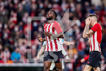 2021-12-22 - Inaki Williams of Athletic Club during the Spanish championship La Liga football match between Athletic Club and Real Madrid CF on December 22, 2021 at San Mames stadium in Bilbao, Spain - ATHLETIC CLUB VS REAL MADRID CF - SPANISH LA LIGA - SOCCER