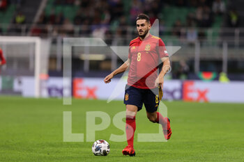 2021-10-06 - Koke of Spain in action during the UEFA Nations League Finals 2021 semi-final football match between Italy and Spain at Giuseppe Meazza Stadium, Milan, Italy on October 06, 2021 - SEMIFINALE 2021 - ITALIA VS SPAGNA - UEFA NATIONS LEAGUE - SOCCER