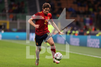 2021-10-06 - Marcos Alonso of Spain in action during the UEFA Nations League Finals 2021 semi-final football match between Italy and Spain at Giuseppe Meazza Stadium, Milan, Italy on October 06, 2021 - SEMIFINALE 2021 - ITALIA VS SPAGNA - UEFA NATIONS LEAGUE - SOCCER