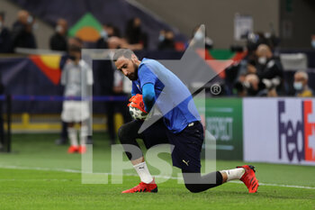 2021-10-06 - Giuanluigi Donnarumma of Italy warms up during the UEFA Nations League Finals 2021 semi-final football match between Italy and Spain at Giuseppe Meazza Stadium, Milan, Italy on October 06, 2021 - SEMIFINALE 2021 - ITALIA VS SPAGNA - UEFA NATIONS LEAGUE - SOCCER