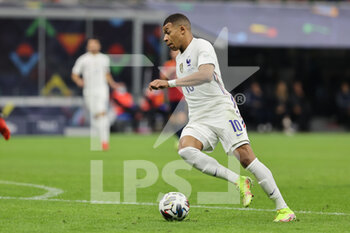 10/10/2021 - Kylian Mbappe of France in action during the UEFA Nations League Finals 2021 final football match between Spain and France at Giuseppe Meazza Stadium, Milan, Italy on October 10, 2021 - FINALE - SPAGNA VS FRANCIA - UEFA NATIONS LEAGUE - CALCIO