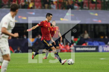 10/10/2021 - Sergio Busquets of Spain in action during the UEFA Nations League Finals 2021 final football match between Spain and France at Giuseppe Meazza Stadium, Milan, Italy on October 10, 2021 - FINALE - SPAGNA VS FRANCIA - UEFA NATIONS LEAGUE - CALCIO