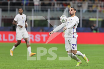 10/10/2021 - Theo Hernandez of France in action during the UEFA Nations League Finals 2021 final football match between Spain and France at Giuseppe Meazza Stadium, Milan, Italy on October 10, 2021 - FINALE - SPAGNA VS FRANCIA - UEFA NATIONS LEAGUE - CALCIO