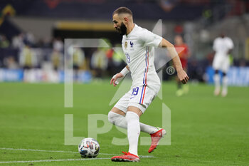 10/10/2021 - Karim Benzema of France in action during the UEFA Nations League Finals 2021 final football match between Spain and France at Giuseppe Meazza Stadium, Milan, Italy on October 10, 2021 - FINALE - SPAGNA VS FRANCIA - UEFA NATIONS LEAGUE - CALCIO