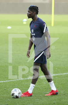 2021-10-08 - Paul Pogba of France during the French team training session in preparation for the UEFA Nations League final on October 8, 2021 at Stadio Olimpico Grande Torino in Turin, Italy - FRENCH TEAM TRAINING IN PREPARATION FOR THE UEFA NATIONS LEAGUE FINAL - UEFA NATIONS LEAGUE - SOCCER