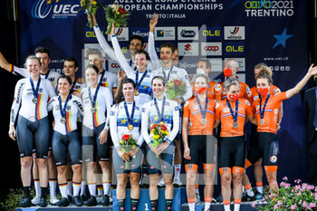 08/09/2021 - Mixed relay podium with Italy first, Germany second and Netherlands third - UEC ROAD EUROPEAN CHAMPIONSHIPS - TEAM RELAY (MEN/WOMEN TEAM TIME TRIAL) - STRADA - CICLISMO