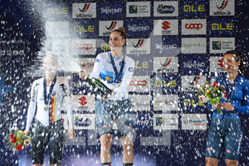 2021-09-09 - The podium ceremony with Vittoria Guazzini (ITA), Hannah Ludwig (GER) and Elena Pirrone (ITA) - UEC ROAD EUROPEAN CHAMPIONSHIPS - UNDER 23 WOMEN INDIVIDUAL TIME TRIAL - STREET - CYCLING