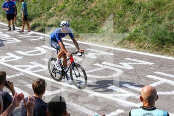 12/09/2021 - Filippo GANNA (ITA) leaving the race on the climb of Povo - UEC ROAD EUROPEAN CHAMPIONSHIPS - ELITE MEN ROAD RACE - STRADA - CICLISMO