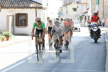 05/09/2021 - La prima fuga di giornata con Matteo Zurlo (Zalf Euromobil D..sir..e Fior) e Gabriele Petrelli ( Cycling Team Friuli) tra gli altri - GIRO DELLA REGIONE FVG ELITE E UNDER 23 - 3° TAPPA - MORTEGLIANO (UD) - PORDENONE (PN) - STRADA - CICLISMO
